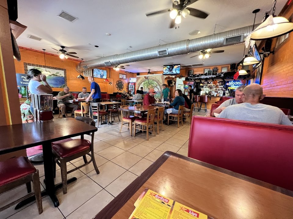 Front view of Cancun Mexican Restaurant in Piedmont.
